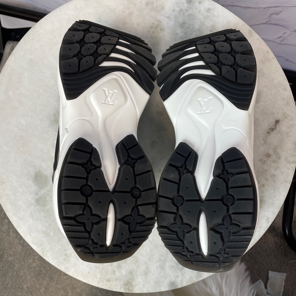 Louis Vuitton Black, White & Brown Women's Runner Sneakers - Picture 9 of 15